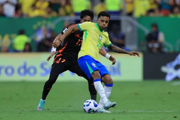 Rodrygo chia sẻ về quãng thời gian khó khăn