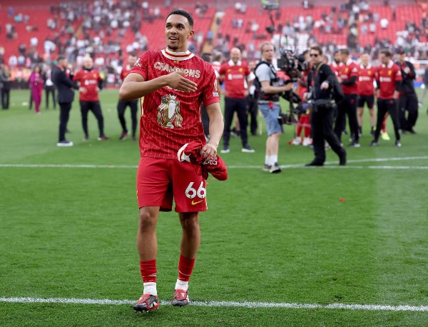 Trent xác nhận rời Liverpool sau 20 năm gắn bó