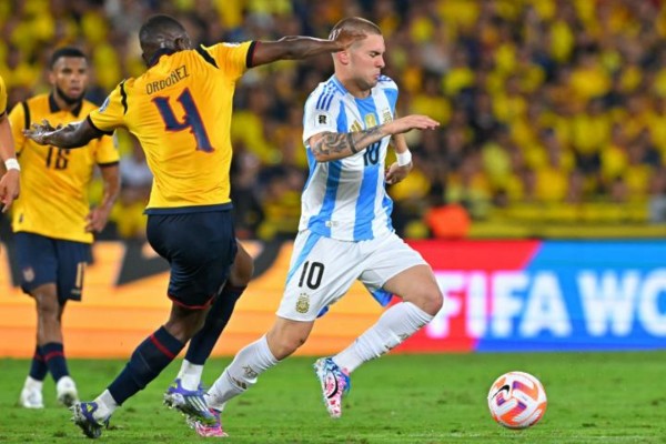 Franco Mastantuono khoác áo số 10 của tuyển Argentina